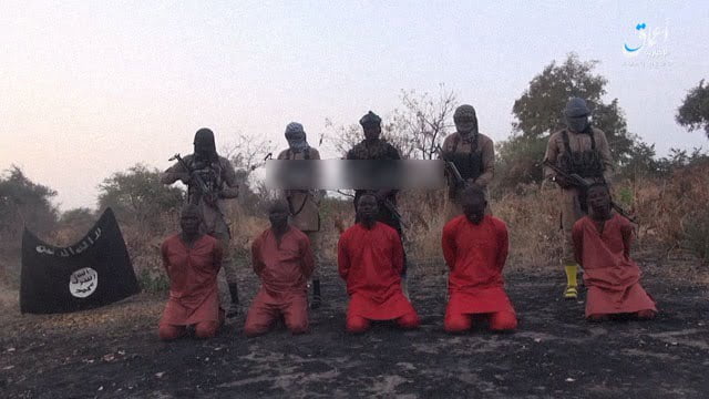 【閲覧注意】ISISが5人のキリスト教徒を銃殺する衝撃映像。 | 閲覧注意グロ動画・衝撃映像のソルカブ