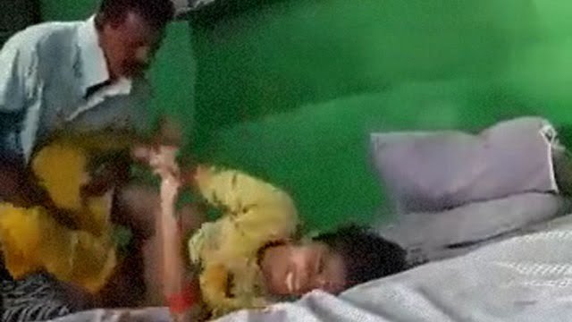 【強姦】父親が実の娘をレイプするインドの近親相姦ビデオ。撮影者は”娘”。 | 閲覧注意グロ動画・衝撃映像のソルカブ 