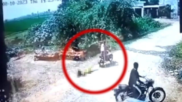 【インド】無断外泊した娘を父がバイクで引き回し殺害「名誉殺人」の実態浮き彫りに。 | 閲覧注意グロ動画・衝撃映像のソルカブ