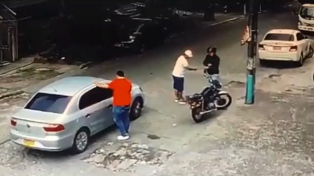 「装い強盗」接触事故で怪我のフリして金品強奪する手口、公開される。 | 閲覧注意グロ動画・衝撃映像のソルカブ