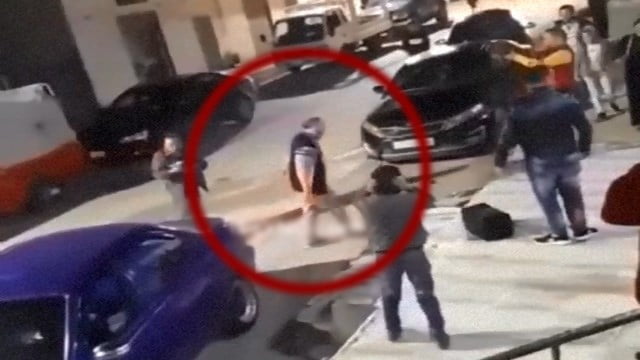 【閲覧注意】出所祝いで、デキの悪い甥っ子の祝砲に殺される叔父。不憫すぎる…（事故映像）  |  閲覧注意グロ動画・衝撃映像のソルカブ