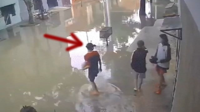 【豪雨被害】水没したアルゼンチン首都で中学生（14）が水中で感電死。  |  閲覧注意グロ動画・衝撃映像のソルカブ