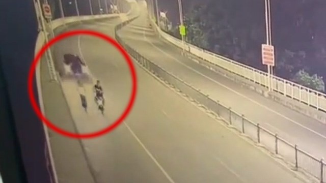 【閲覧注意】中国の人間ボウリング再び…  |  閲覧注意グロ動画・衝撃映像のソルカブ